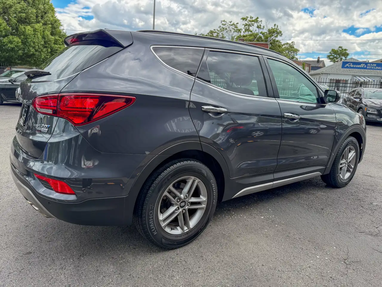 Hyundai SANTA FE photo Hyundai SANTA FE