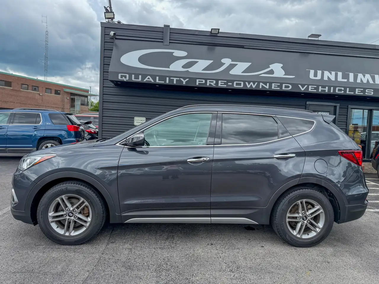Hyundai SANTA FE photo Hyundai SANTA FE