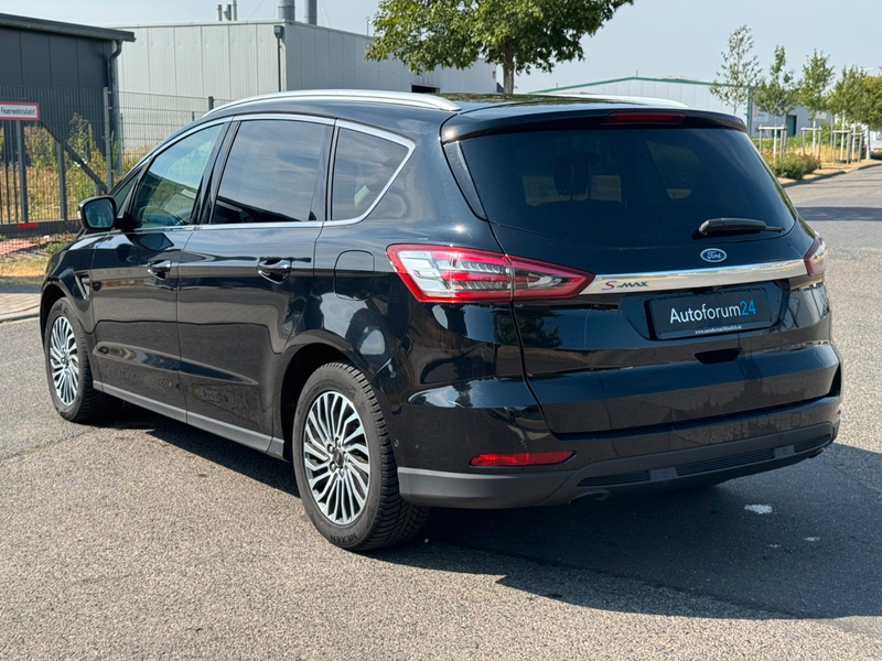 Ford S-Max S-MAX Titanium *Autom.*7-Sitz*Navi*RFK* — photo 3