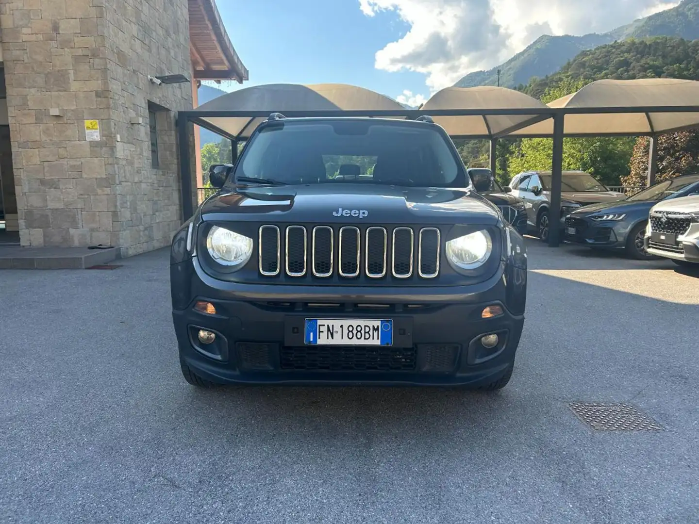 Jeep Renegade 4WD Active Drive Longitude UNICO PROPRIETARIO Gris - 2