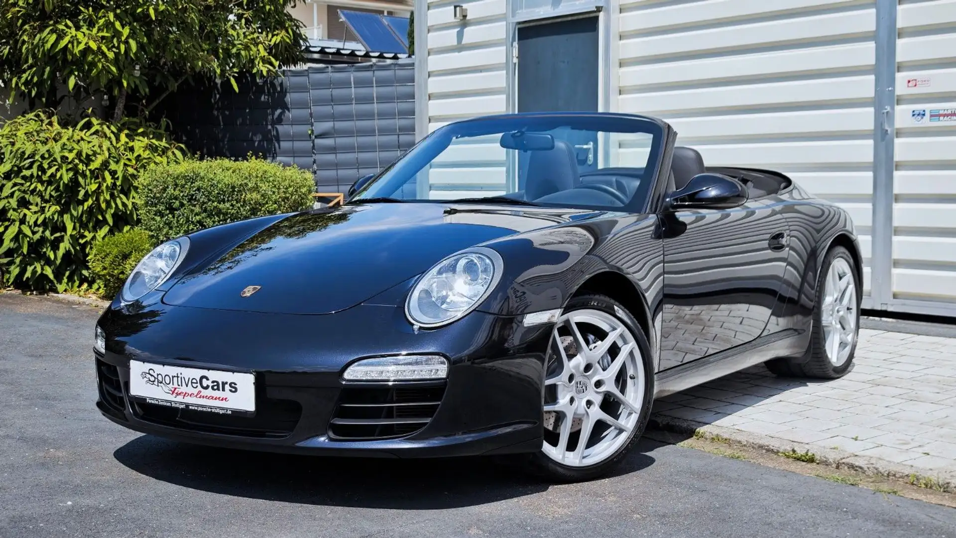 Porsche 997 Carrera Cabrio PDK 19" Leder Bose Xenon Navi Schwarz - 1