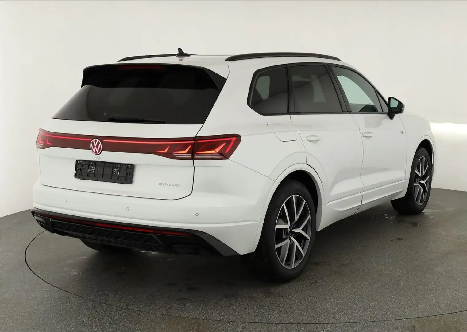 Volkswagen Touareg 3.0 TSI eHybrid 340 kW 4Motion R 4M, Pano, HuD,... Weiß - 2
