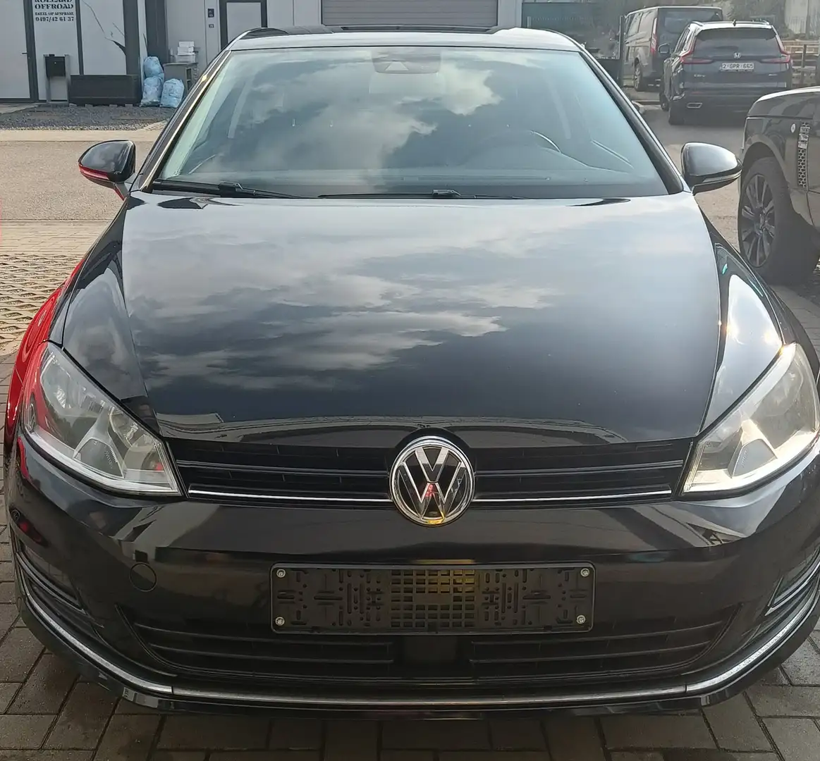 Volkswagen Golf Highline Zwart - 2
