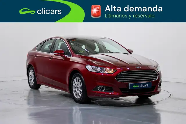 Ford Mondeo view 3
