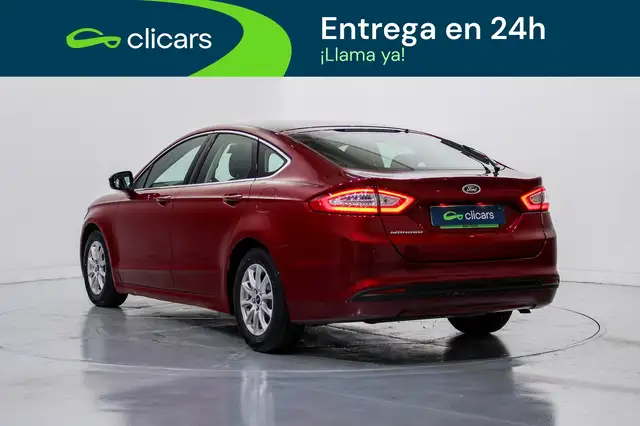 Ford Mondeo view 9