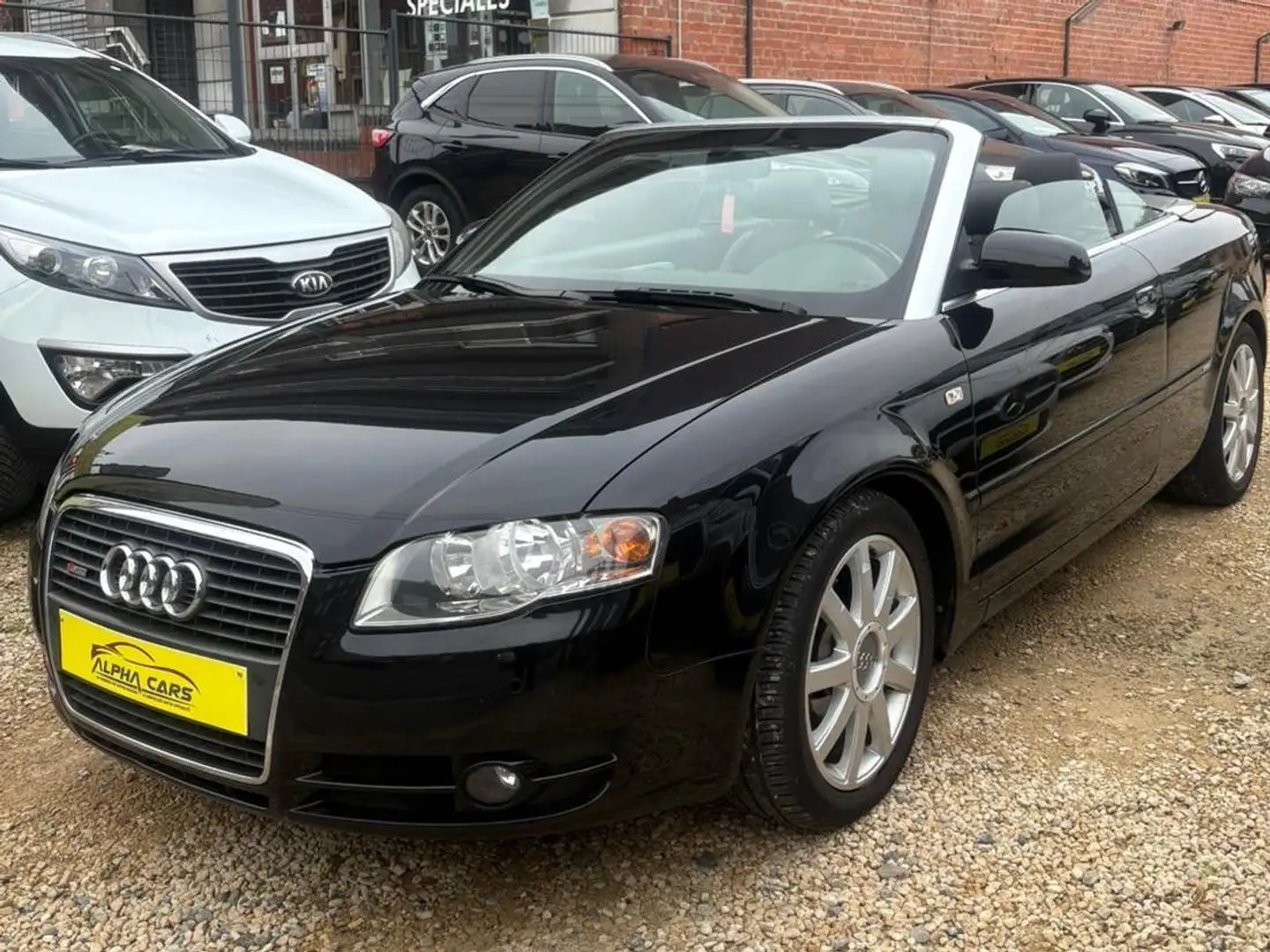 Audi A4 Cabriolet 2.0 TDi S-line Negro - 1