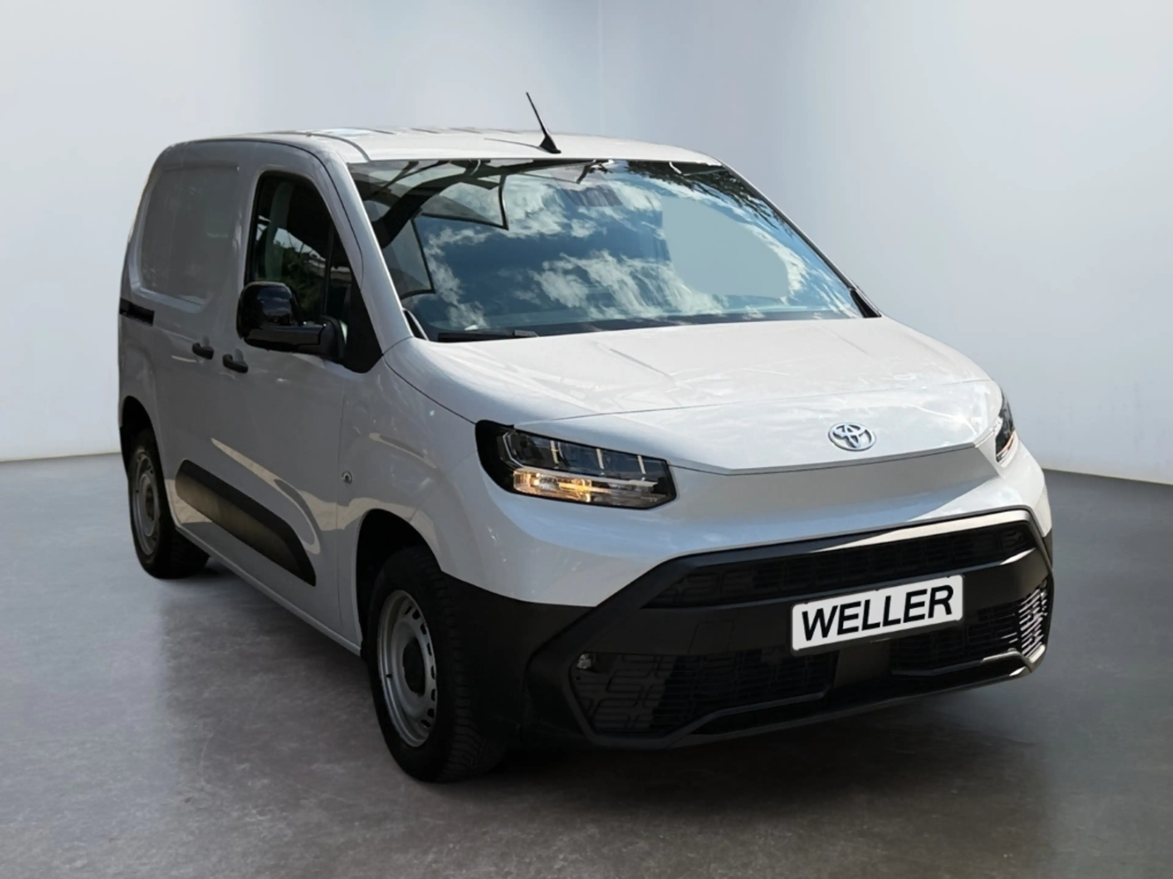Toyota Proace City 1.5 D-4D L1 Meister *LED*CarPlay*Navi* — photo 3