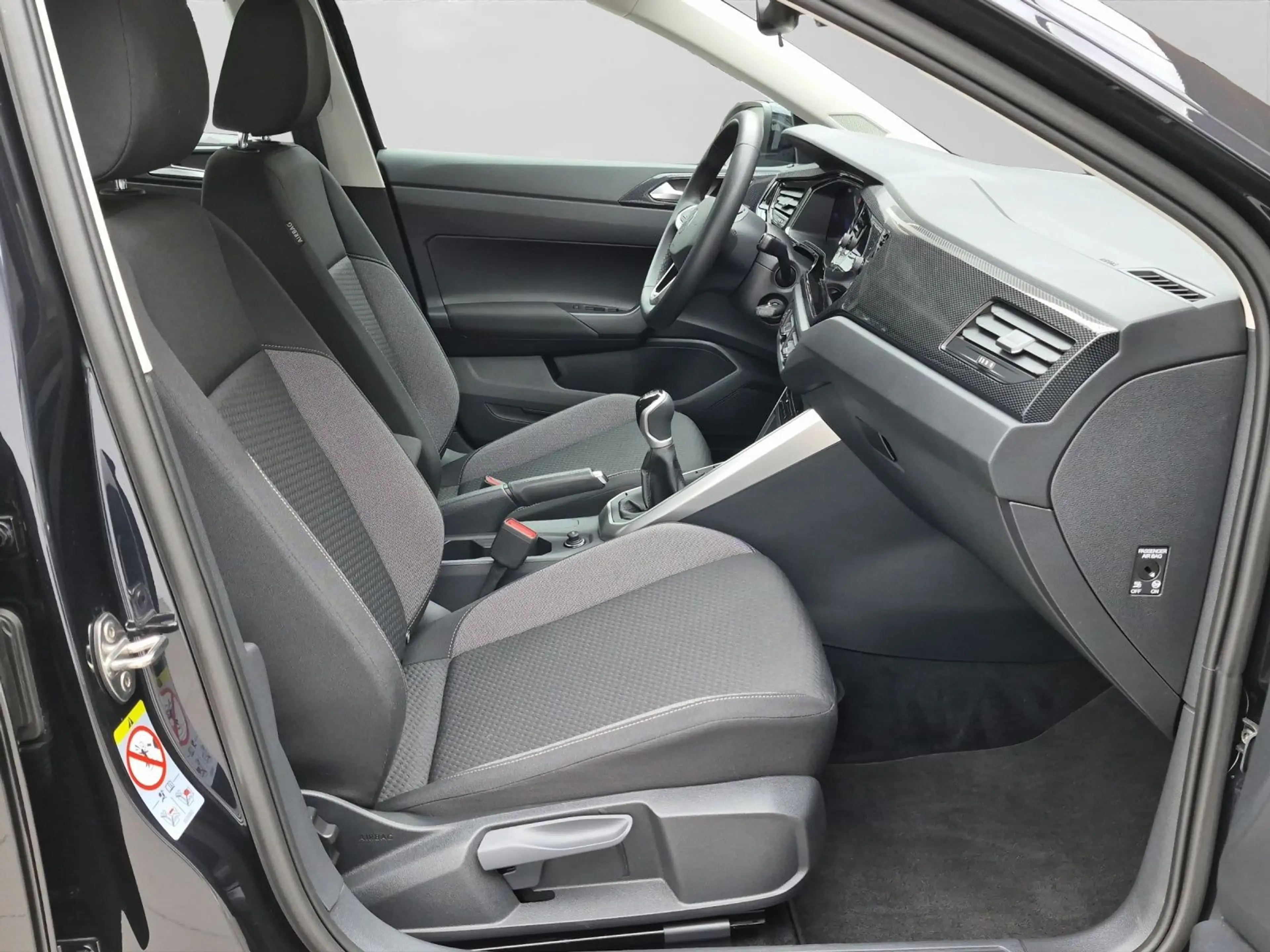 Volkswagen Taigo 1.0 TSI LIFE LED NAVI SITZHZ LM16 — photo 4