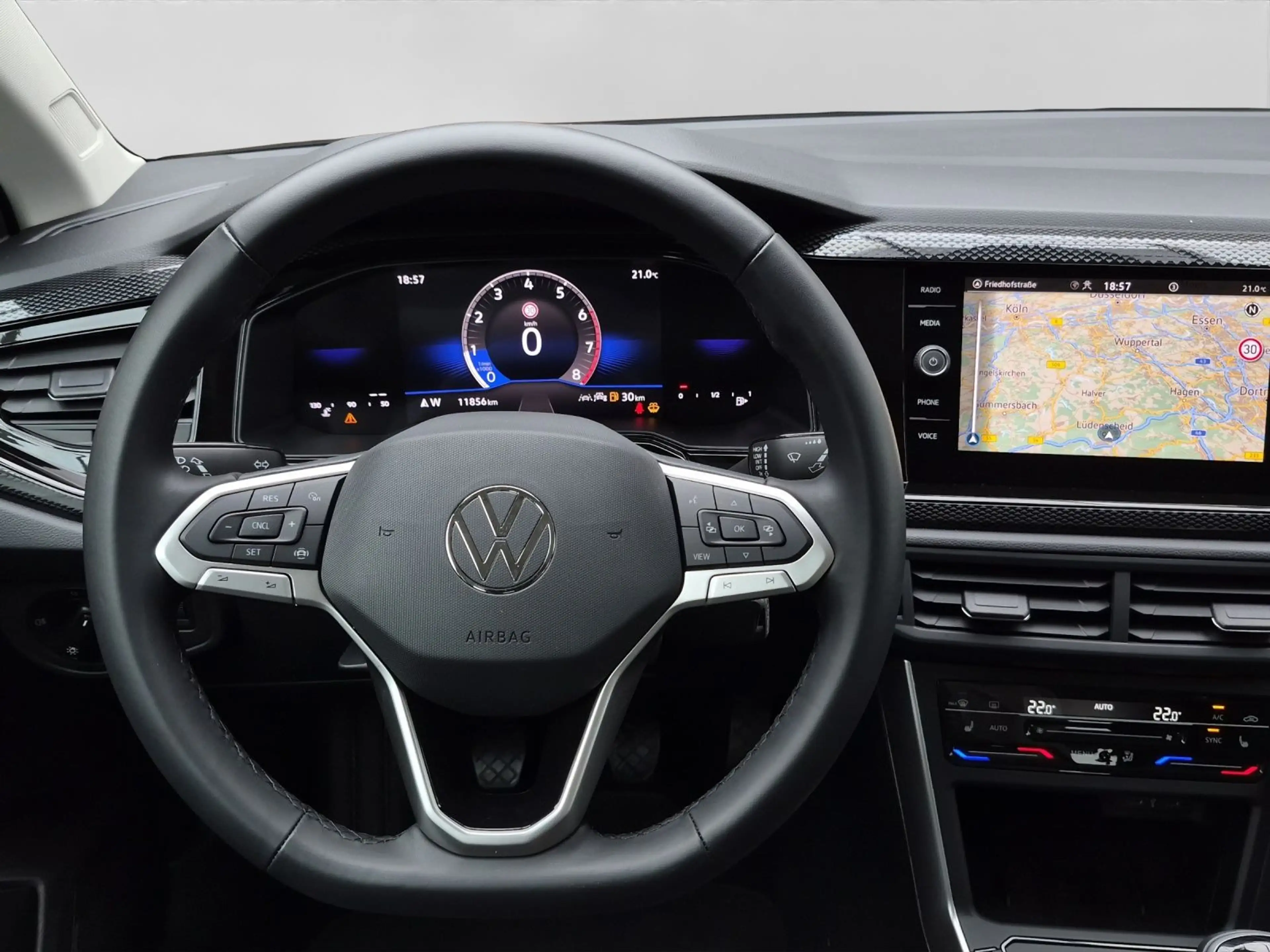 Volkswagen Taigo 1.0 TSI LIFE LED NAVI SITZHZ LM16 — photo 9