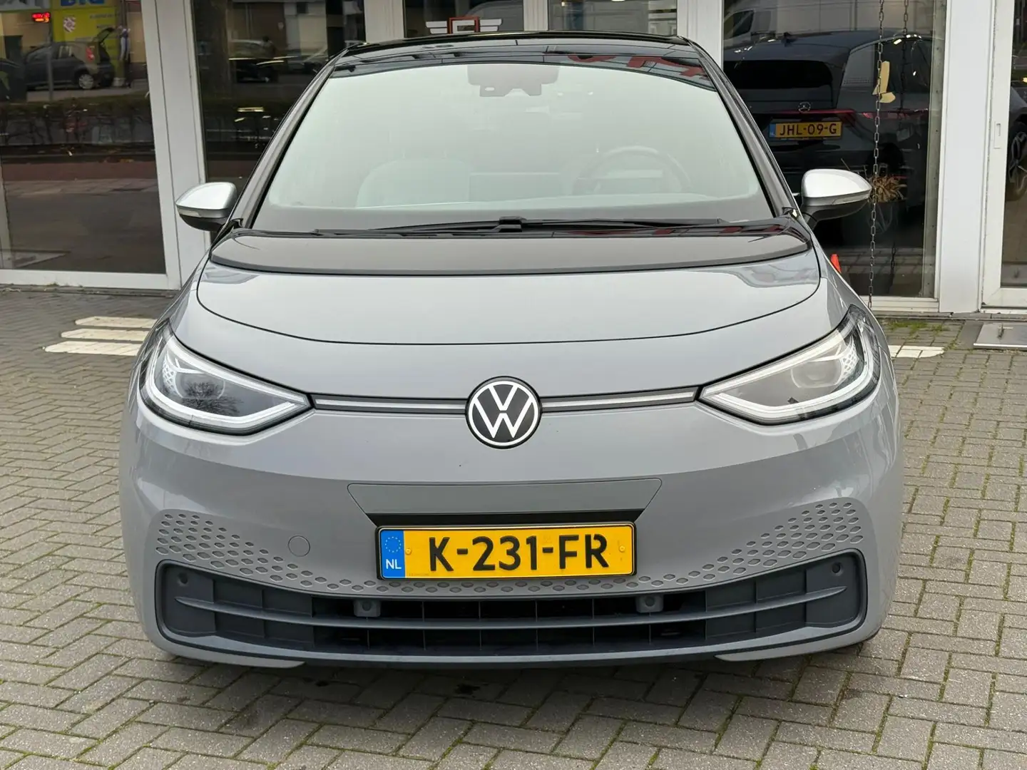 Volkswagen ID.3 First Plus 58 kWh Gris - 2