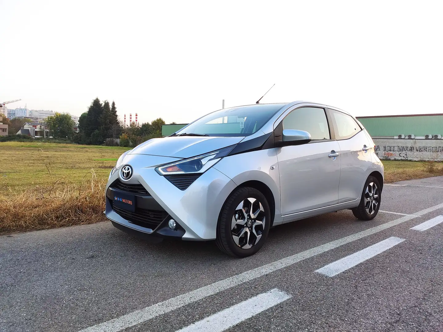 Toyota Aygo Aygo 5p 1.0 x-play m-mt *UNICA PROPR. PROMMO* Argento - 1