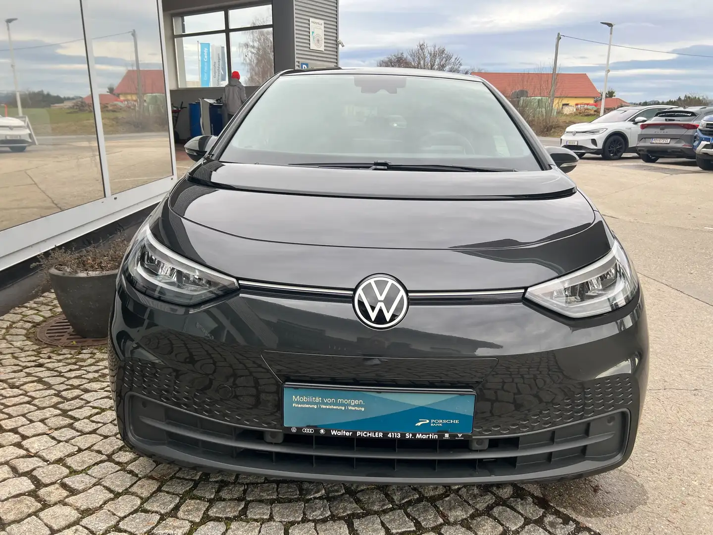 Volkswagen ID.3 Pro Performance Go 150 kW Grau - 2