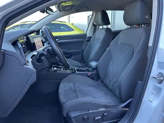 Volkswagen Golf view 8