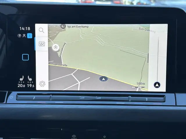 Volkswagen Golf view 13