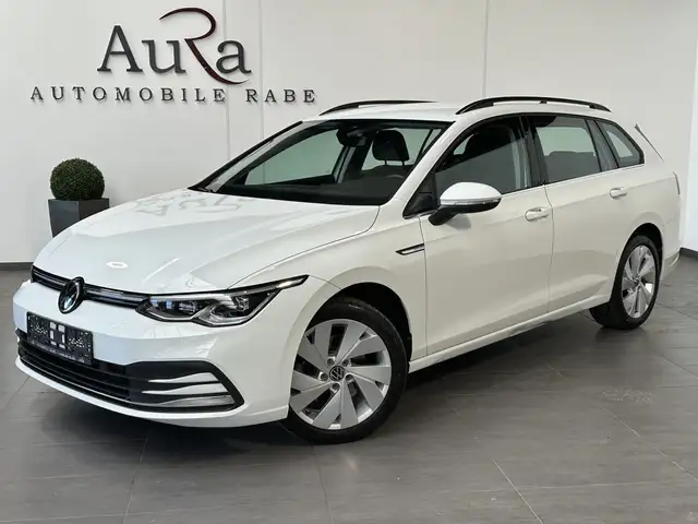 Volkswagen Golf view 2