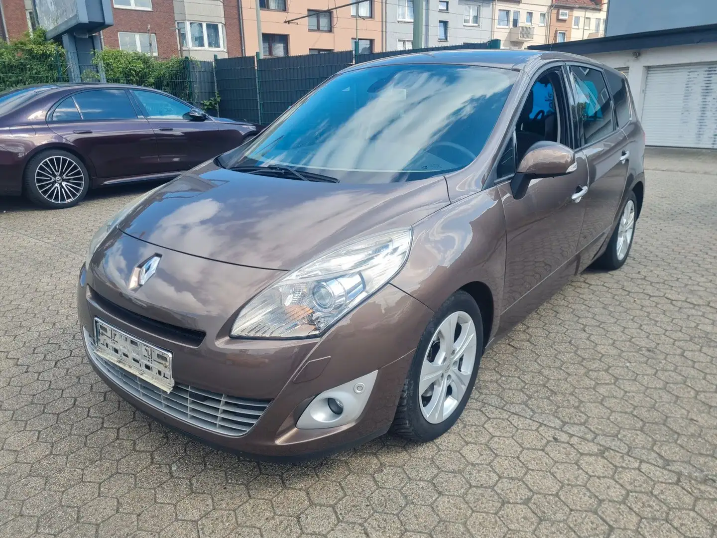 Renault Scenic III Grand Dynamique Automatik,Navi,Rückf. Marrone - 1