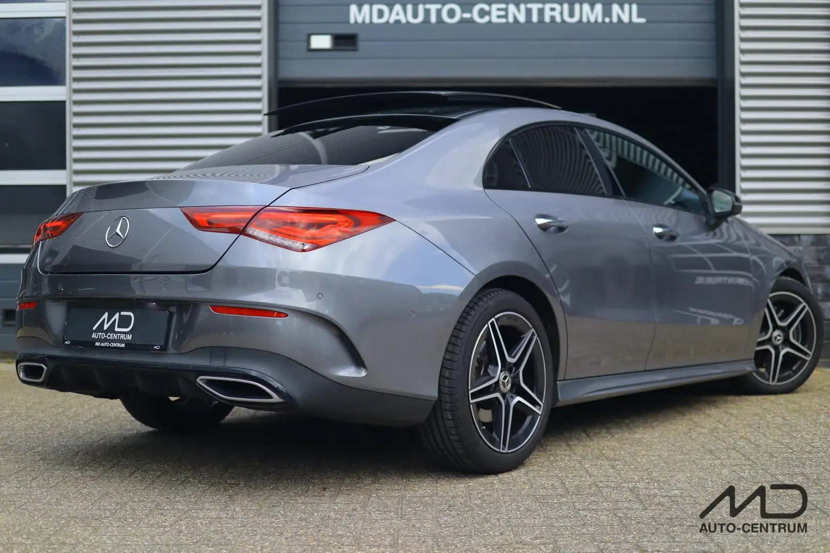 Mercedes-Benz CLA 180 AMG| Pano | Memory| Camera| Nap Grijs - 2