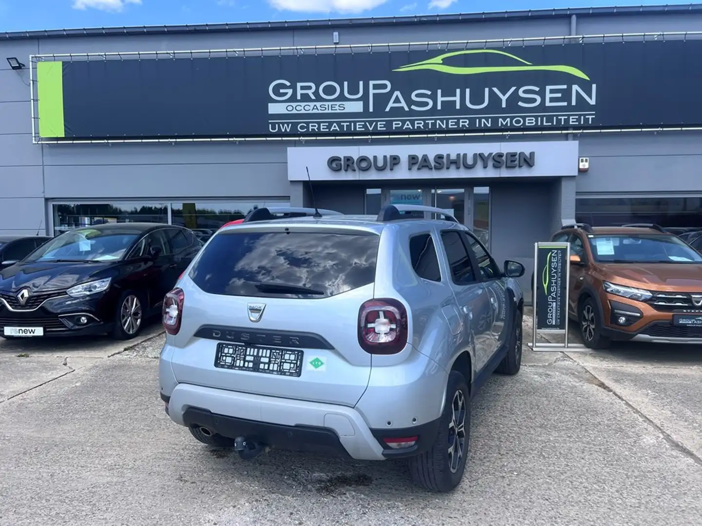 Dacia Duster Laureate LPG+BENZINE Gris - 2