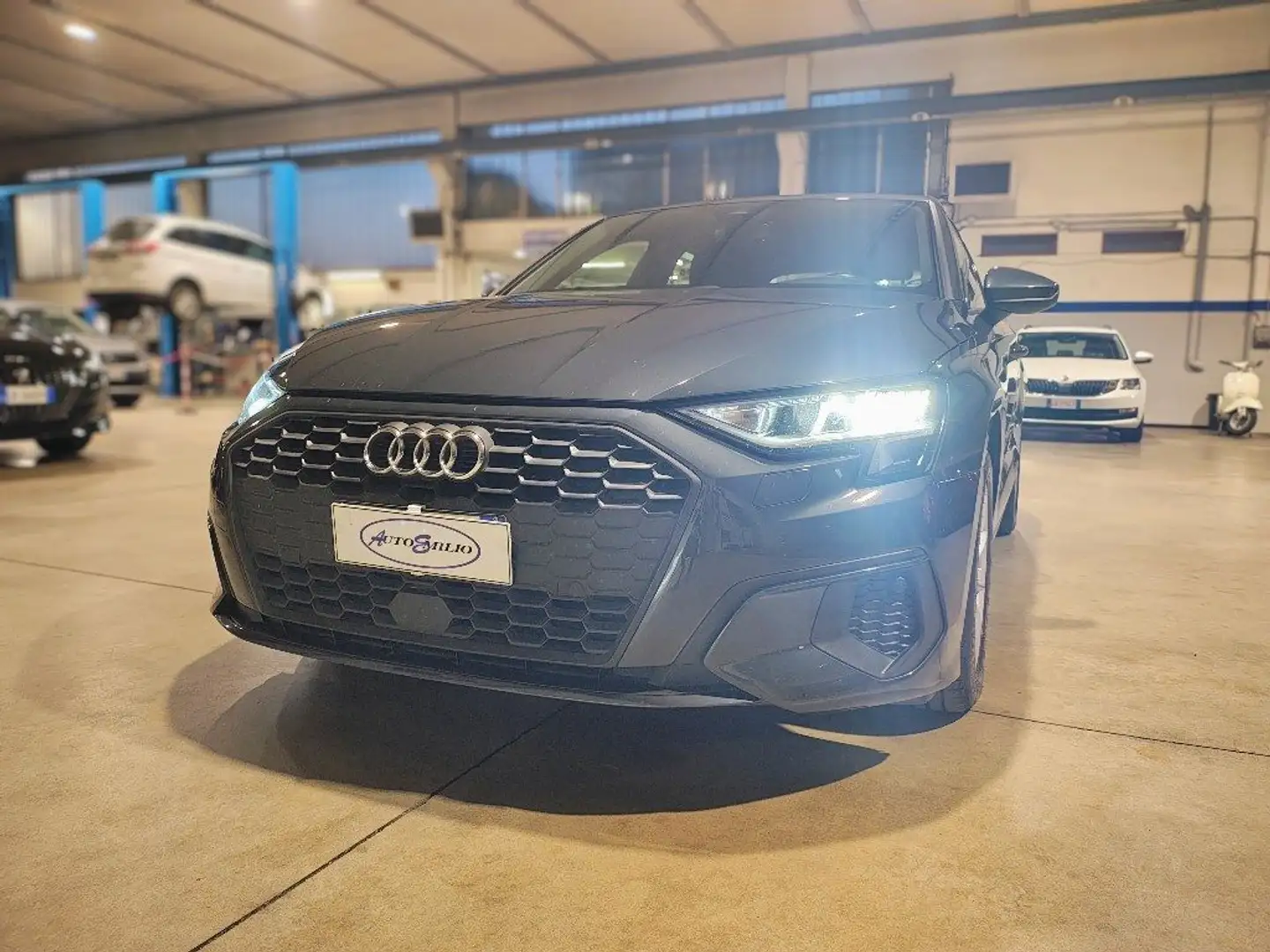 Audi A3 SPB 30 TDI S tronic Business Grigio - 2