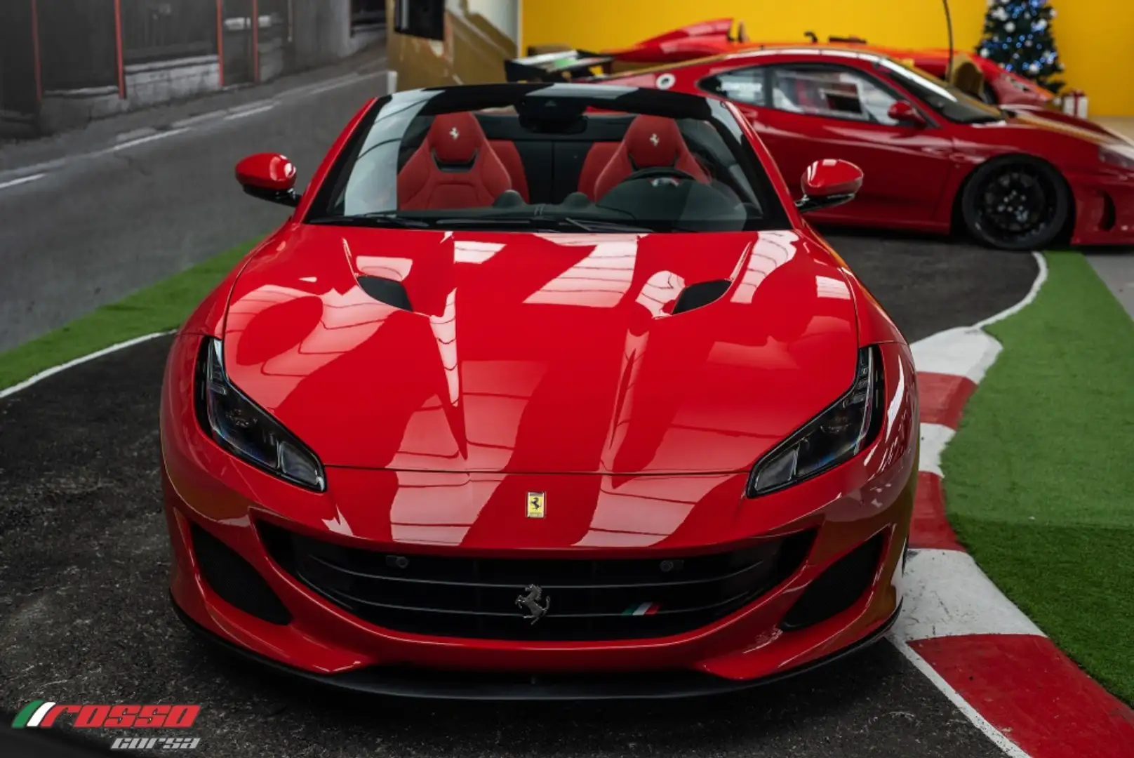 Ferrari Portofino Rot - 2