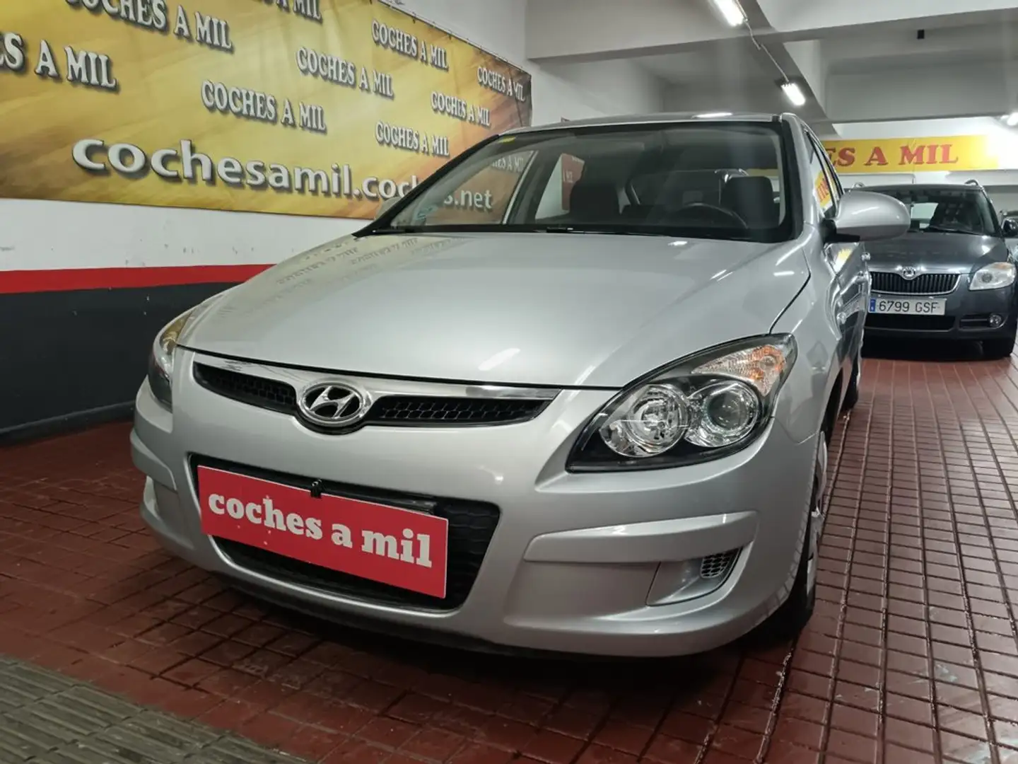Hyundai i30 1.4 Classic GL Gris - 2