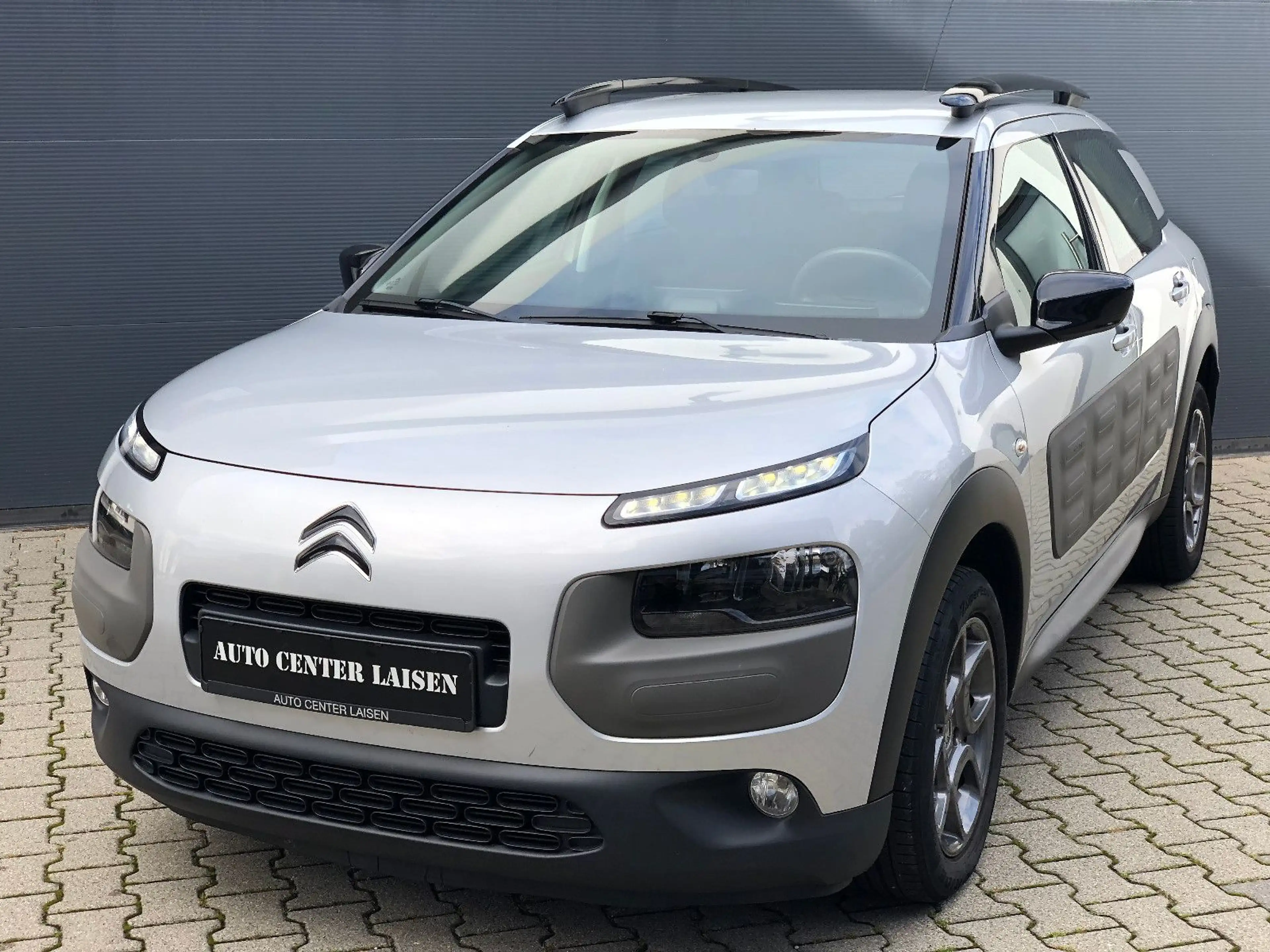 Citroen C4 Cactus Feel Edition Navi SHZ Kamera Tempomat
