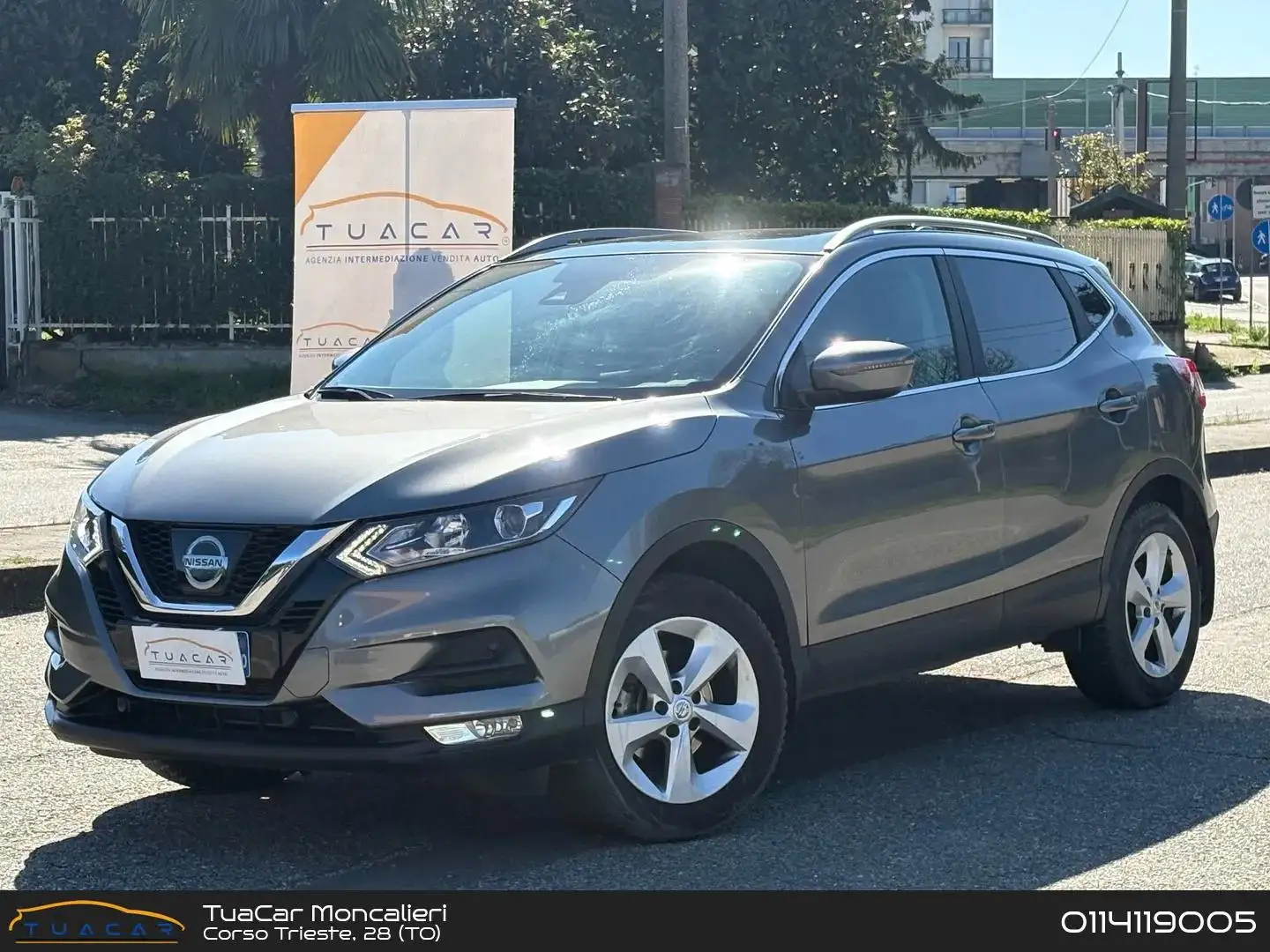 Nissan Qashqai Visia 1.2 DIG-T Grey - 1
