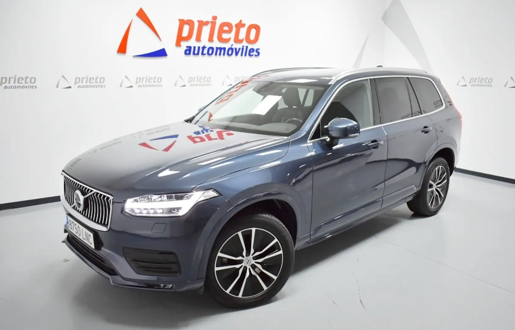 Volvo XC90 B5 Momentum Pro 7pl. AWD Aut. Azul - 1