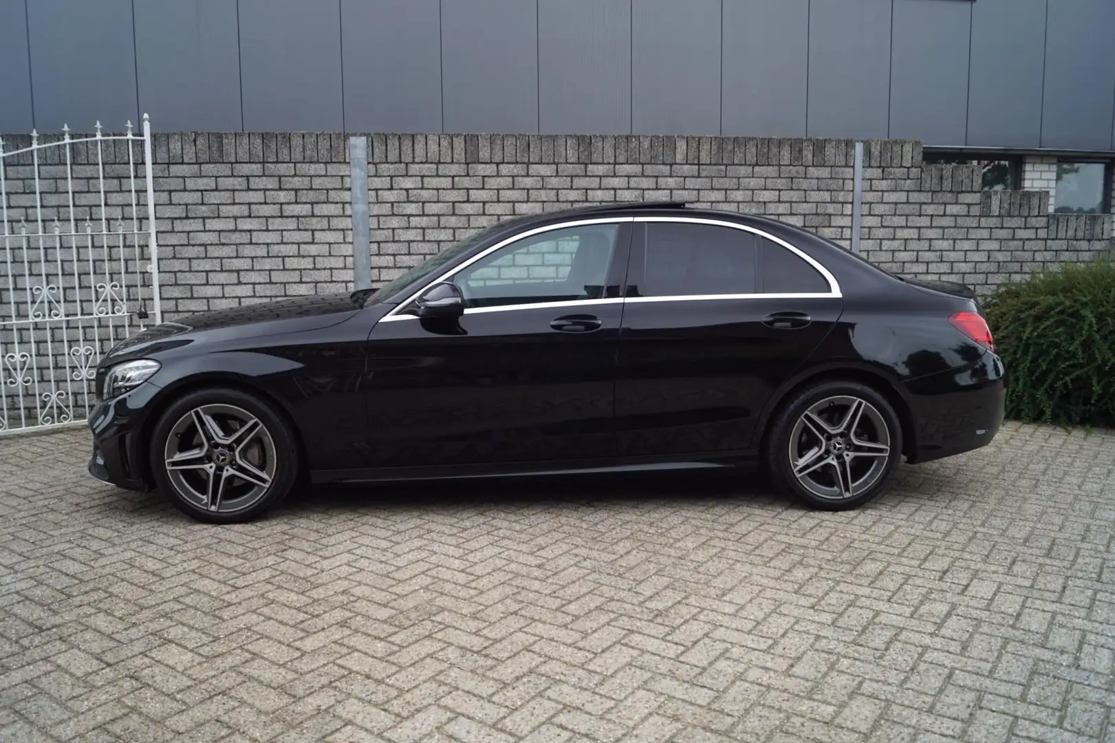 Mercedes-Benz C 180 Business Solution AMG Autom Panodak Leder/Alcantar Noir - 2