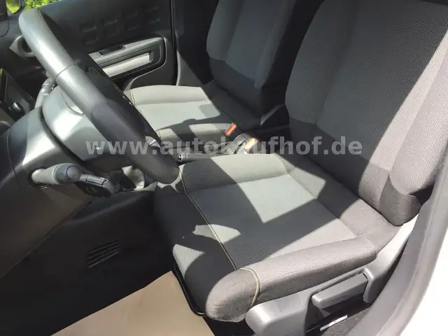 Citroen C3 view 15