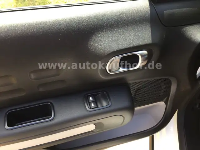 Citroen C3 view 14