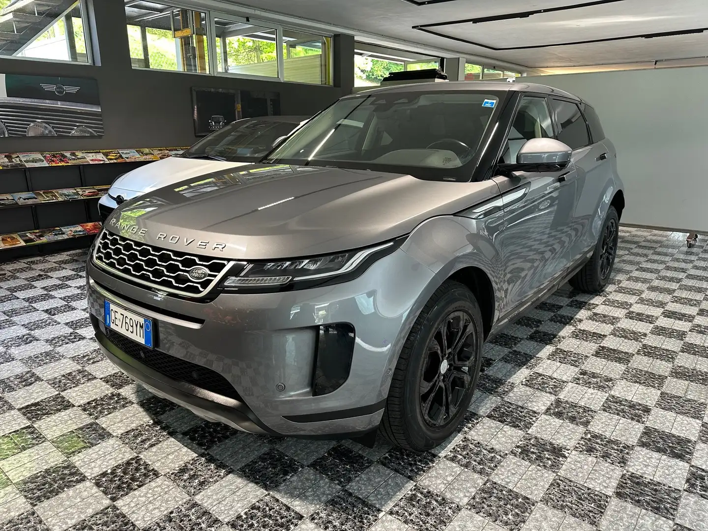 Land Rover Range Rover Evoque Range Rover Evoque 2.0d i4 mhev awd 204cv auto Grigio - 1