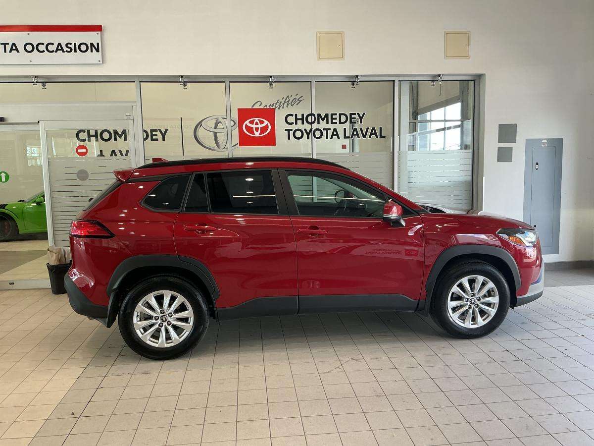 2022 Toyota Corolla Cross LE Premium 2.0L 169ch CVT TI Toit ouvrant Chauffan — снимка 1