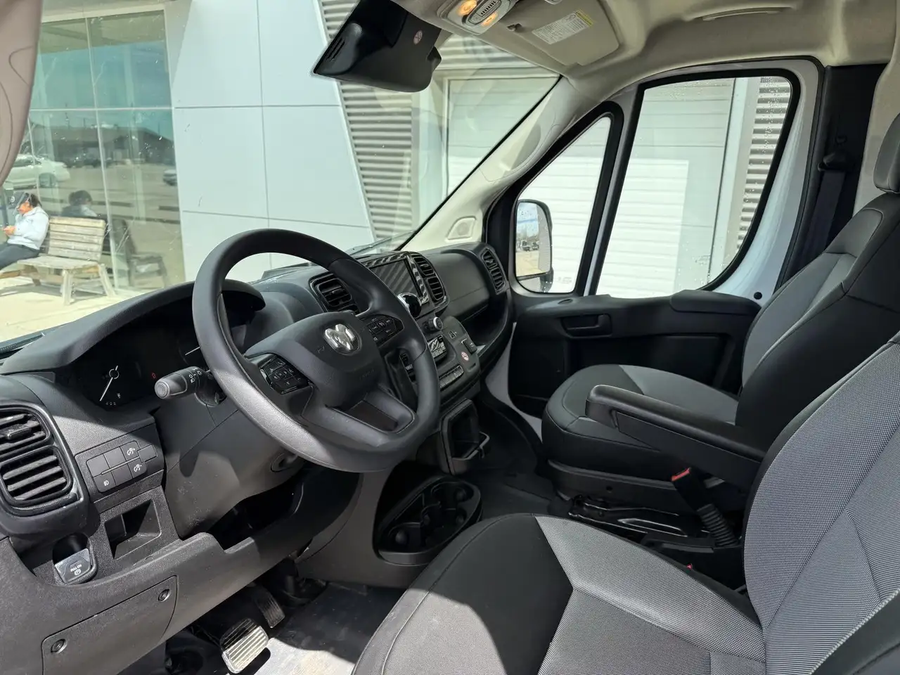 RAM ProMaster 3500 снимка RAM ProMaster 3500