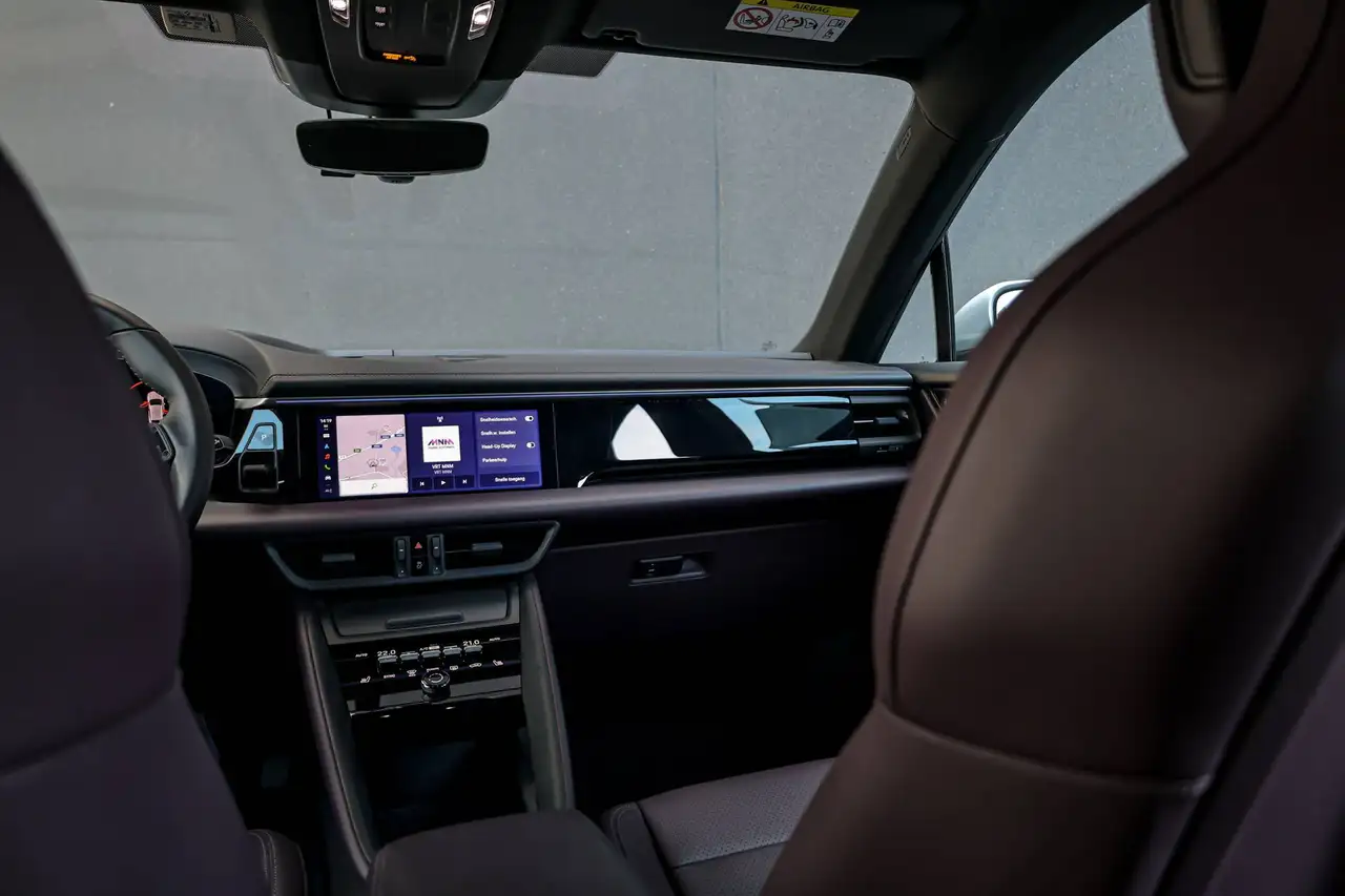 Porsche Macan 4 e-Macan 100 kWh, миниатюра 29