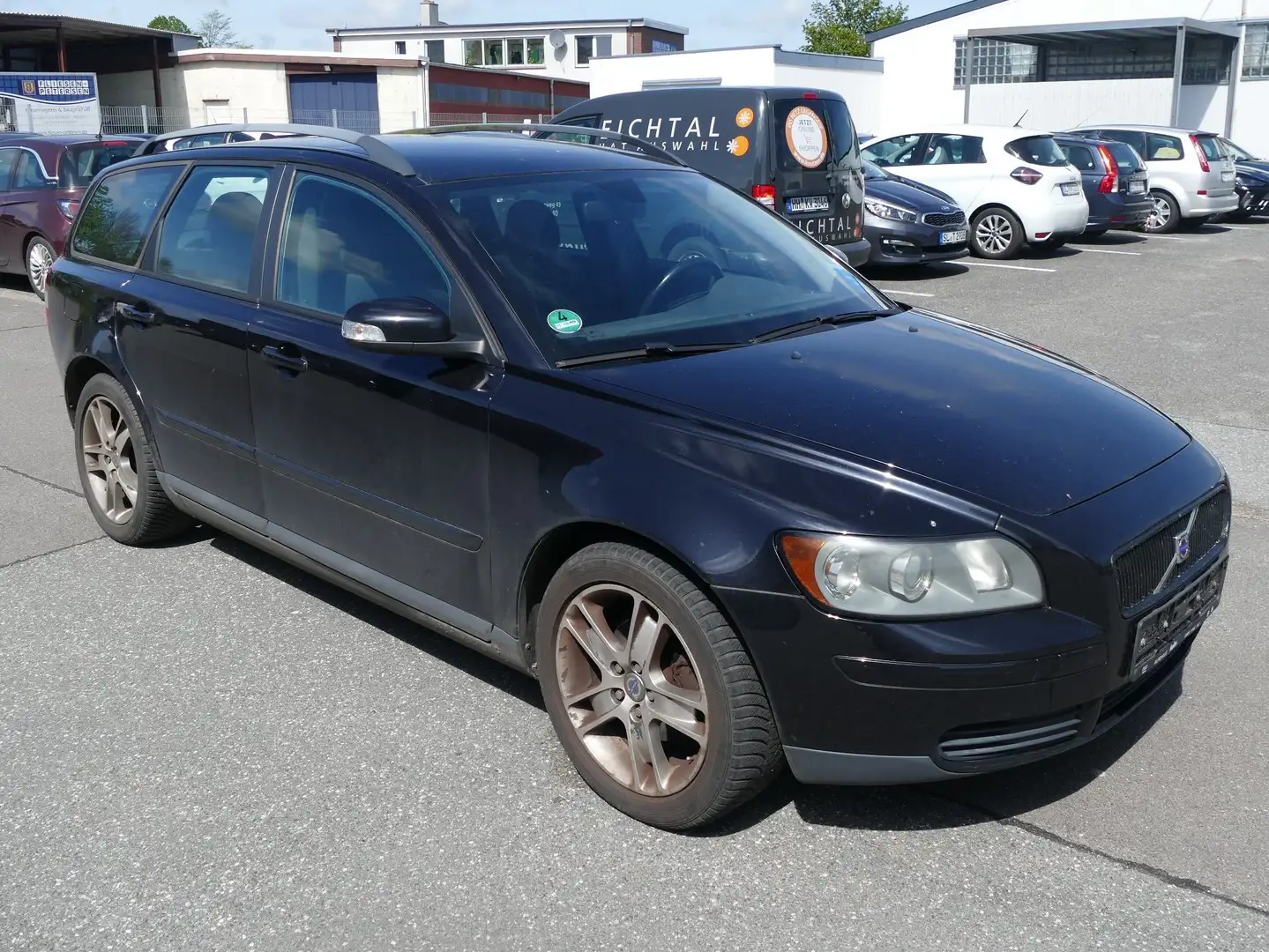 Volvo V50 1.6 Kombi Klima Sitzheizung Tempomat HU/AU 05/2025 Schwarz - 2