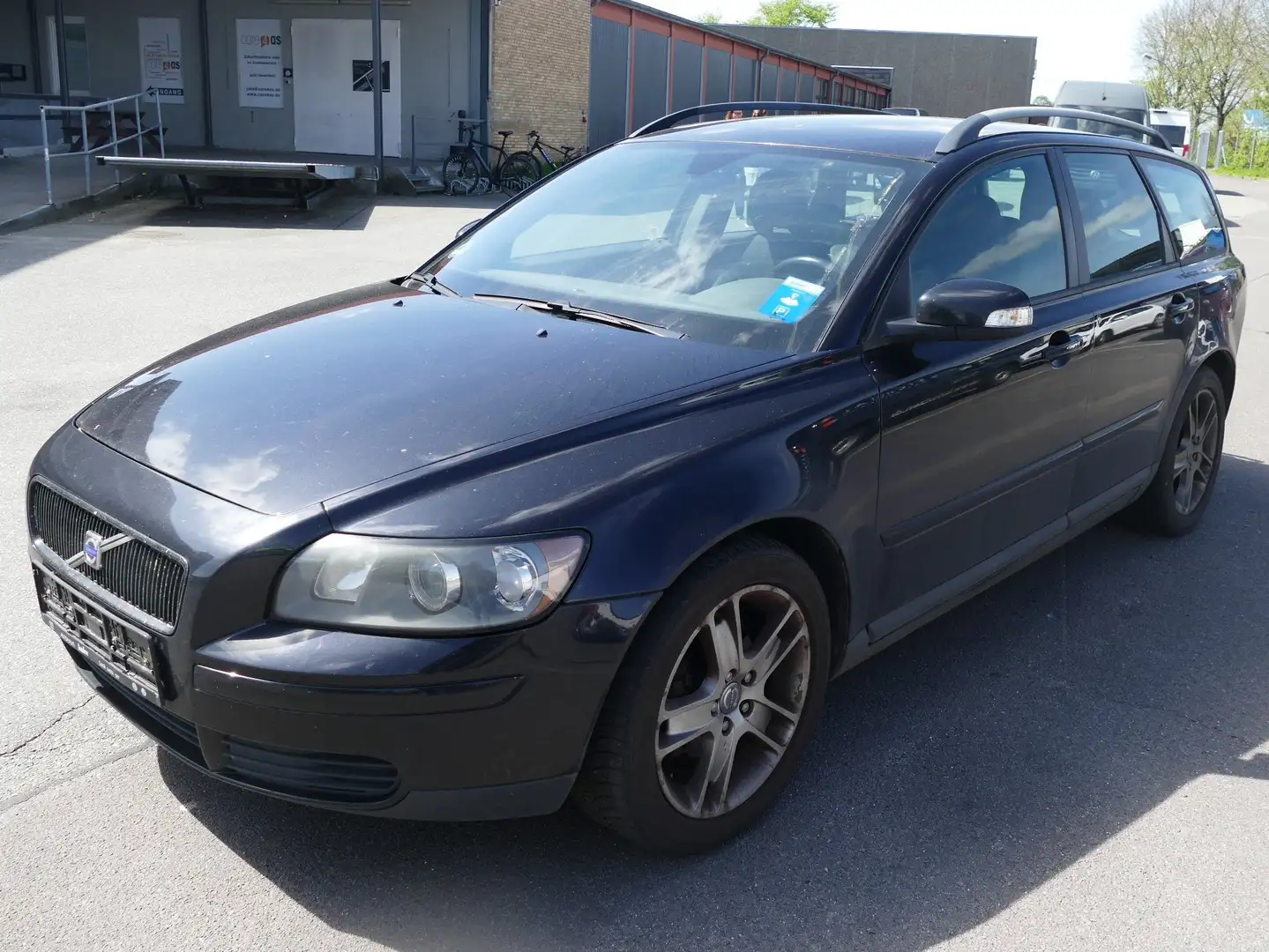Volvo V50 1.6 Kombi Klima Sitzheizung Tempomat HU/AU 05/2025 Schwarz - 1