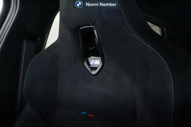 BMW 1 Series view 14