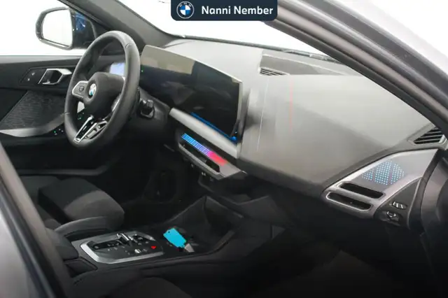 BMW 1 Series view 8