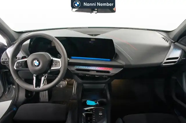 BMW 1 Series view 10