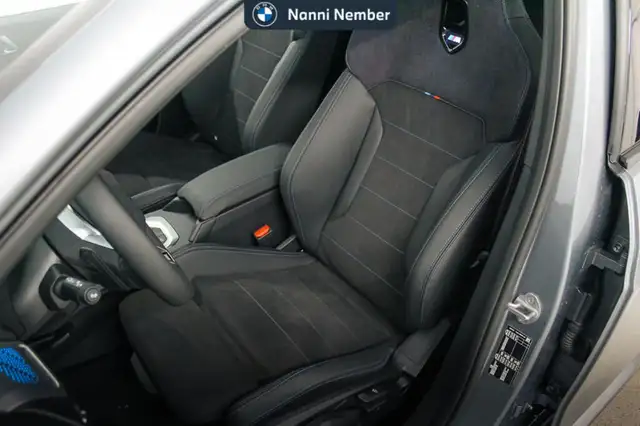 BMW 1 Series view 13