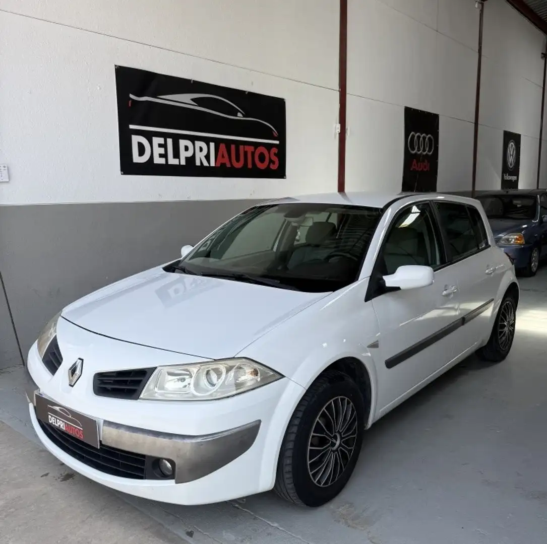 Renault Megane 1.9DCi Confort Dynamique 130 Bílá - 1