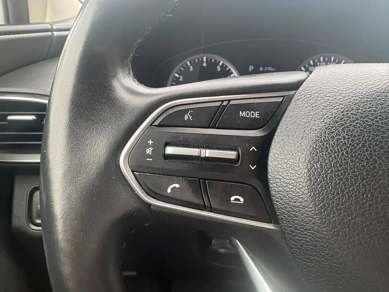Hyundai SANTA FE снимка Hyundai SANTA FE