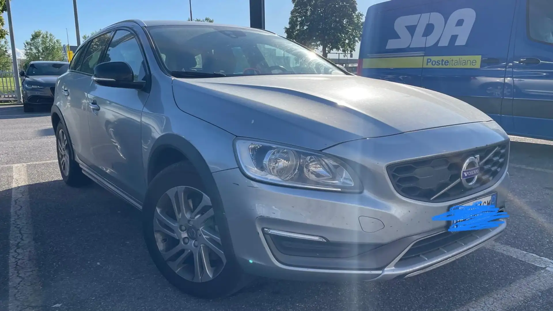 Volvo V60 Cross Country D3 Momentum - 1