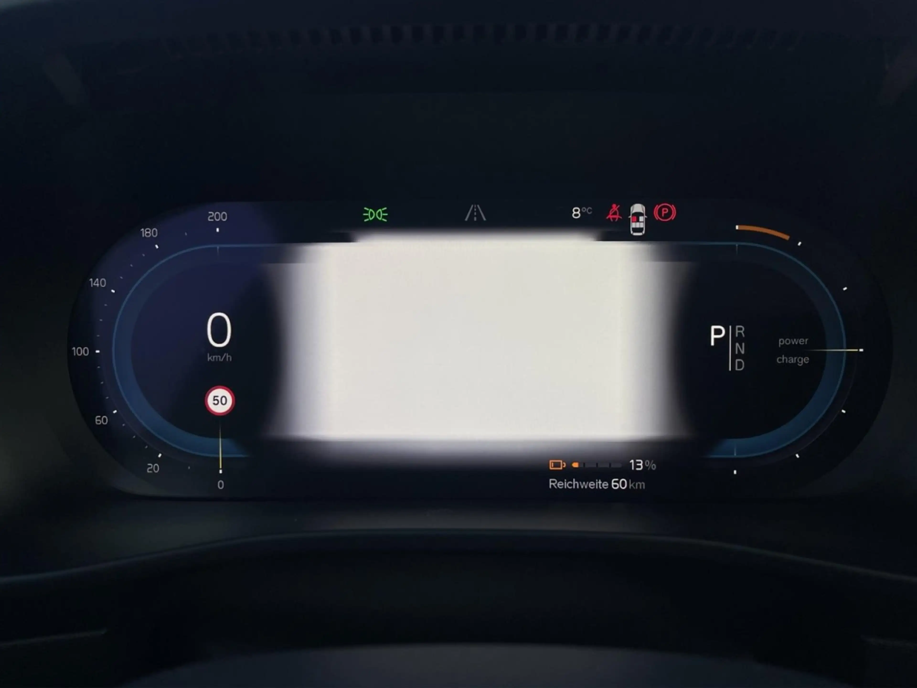 Volvo C40 Plus Twin Electric AWD/Navi/Kam/Pano/20Zoll Klima — photo 8