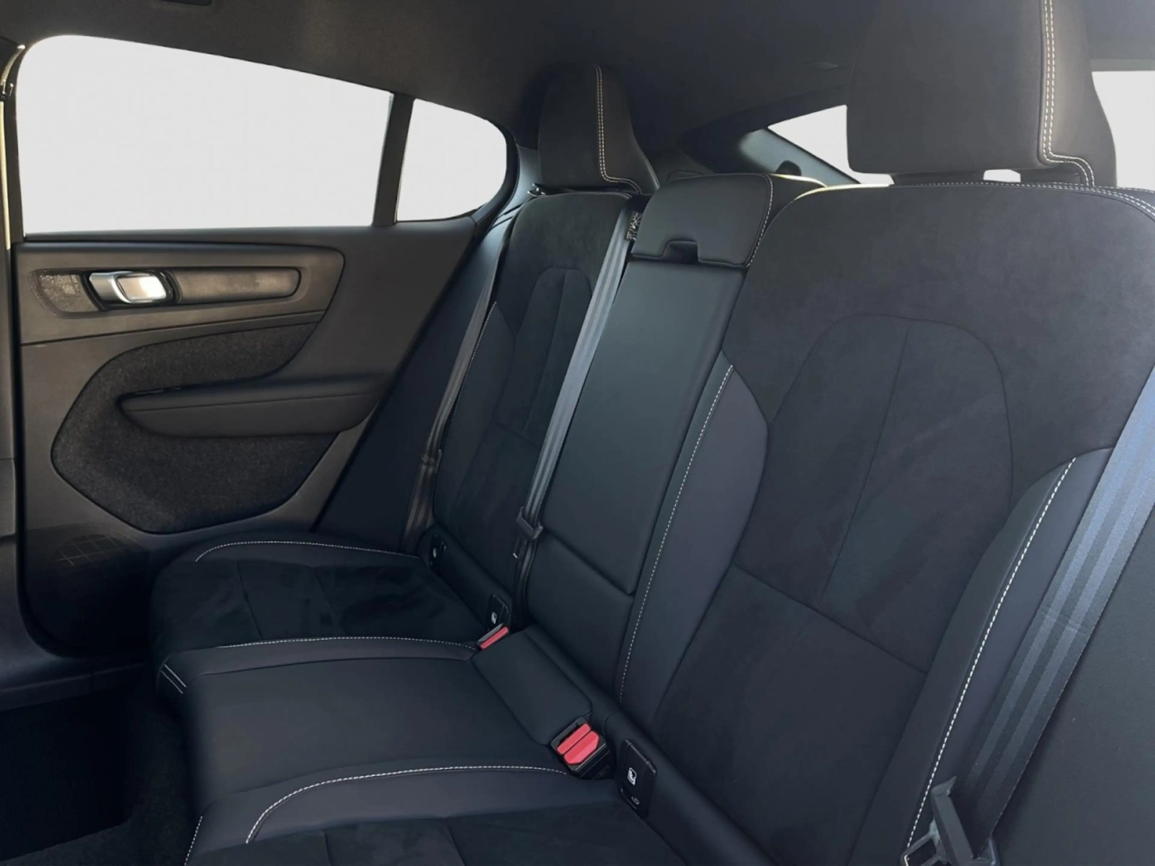 Volvo C40 Plus Twin Electric AWD/Navi/Kam/Pano/20Zoll Klima — photo 14