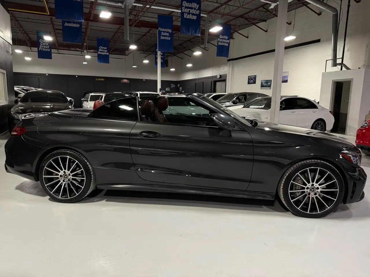 Mercedes-Benz C-Class снимка Mercedes-Benz C-Class