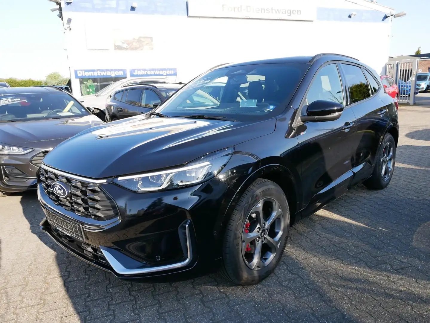 Ford Kuga Hybrid ST-Line X LED Pano ACC Zwart - 1