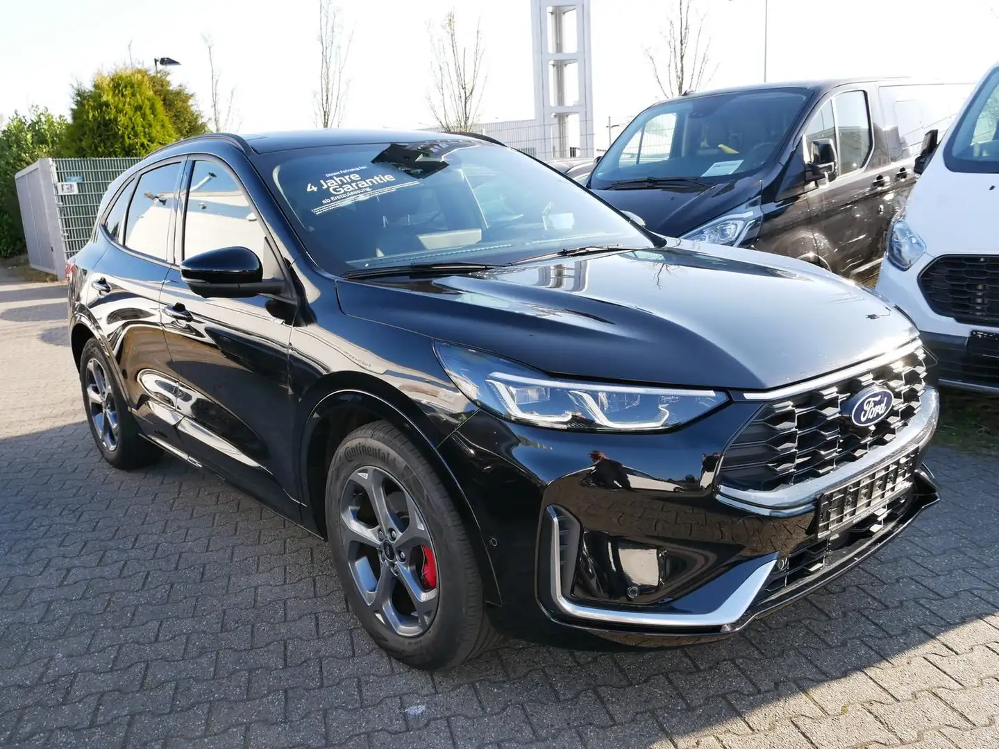 Ford Kuga Hybrid ST-Line X LED Pano ACC Zwart - 2