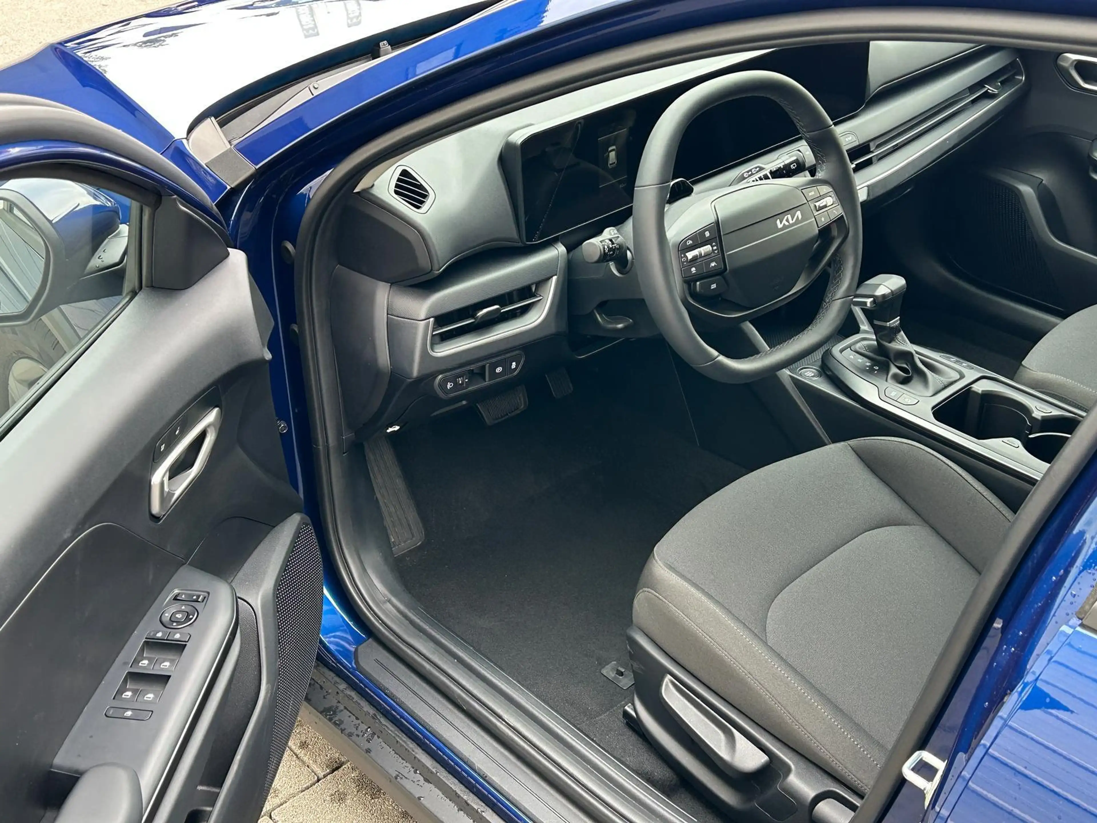 Kia K4 Silver 1.6 T-GDi DCT Android Auto*Navi*SHZ*Kame... — photo 5